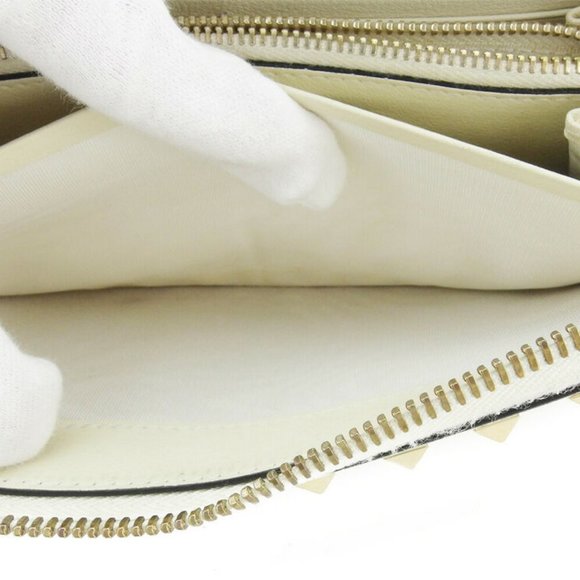 VALENTINO GARAVANI wallet Studded beige leather Auth used T18138 - Picture 4 of 8